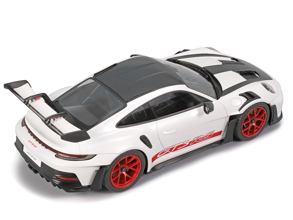 tamiya-24370-3-Porsche-911-GT2-RS-992-Modellbausatz