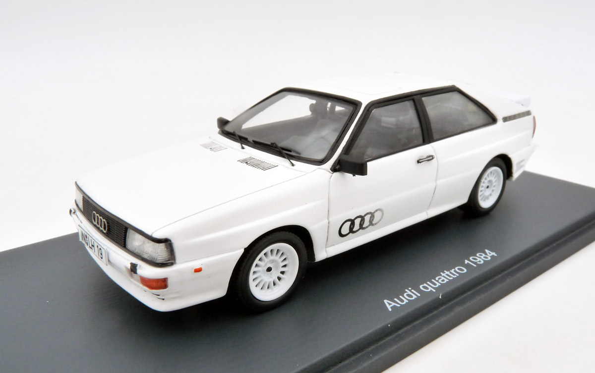 schuco-450923600-1-Audi-quattro-1984-Urquattro-weiß-Ingolstadt