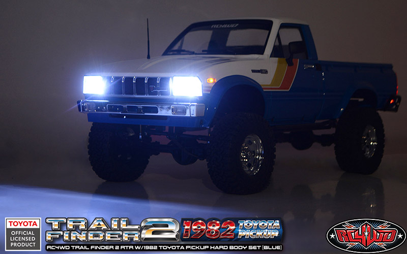 rc4wd-Z-RTR0069-5-Trail-Finder-2-1982-Toyota-Pickup-Hard-Body-Set-blue