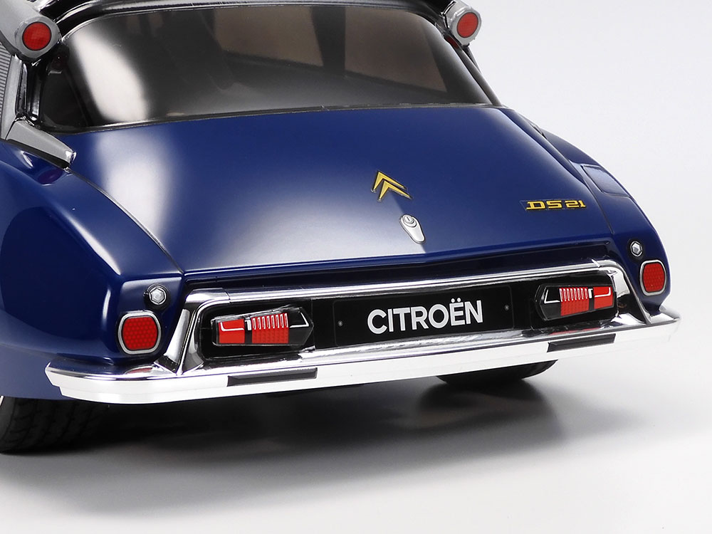 tamiya-58734-9-Citroen-DS-die-Göttin-ferngesteuert-Avantgarde-Limousine