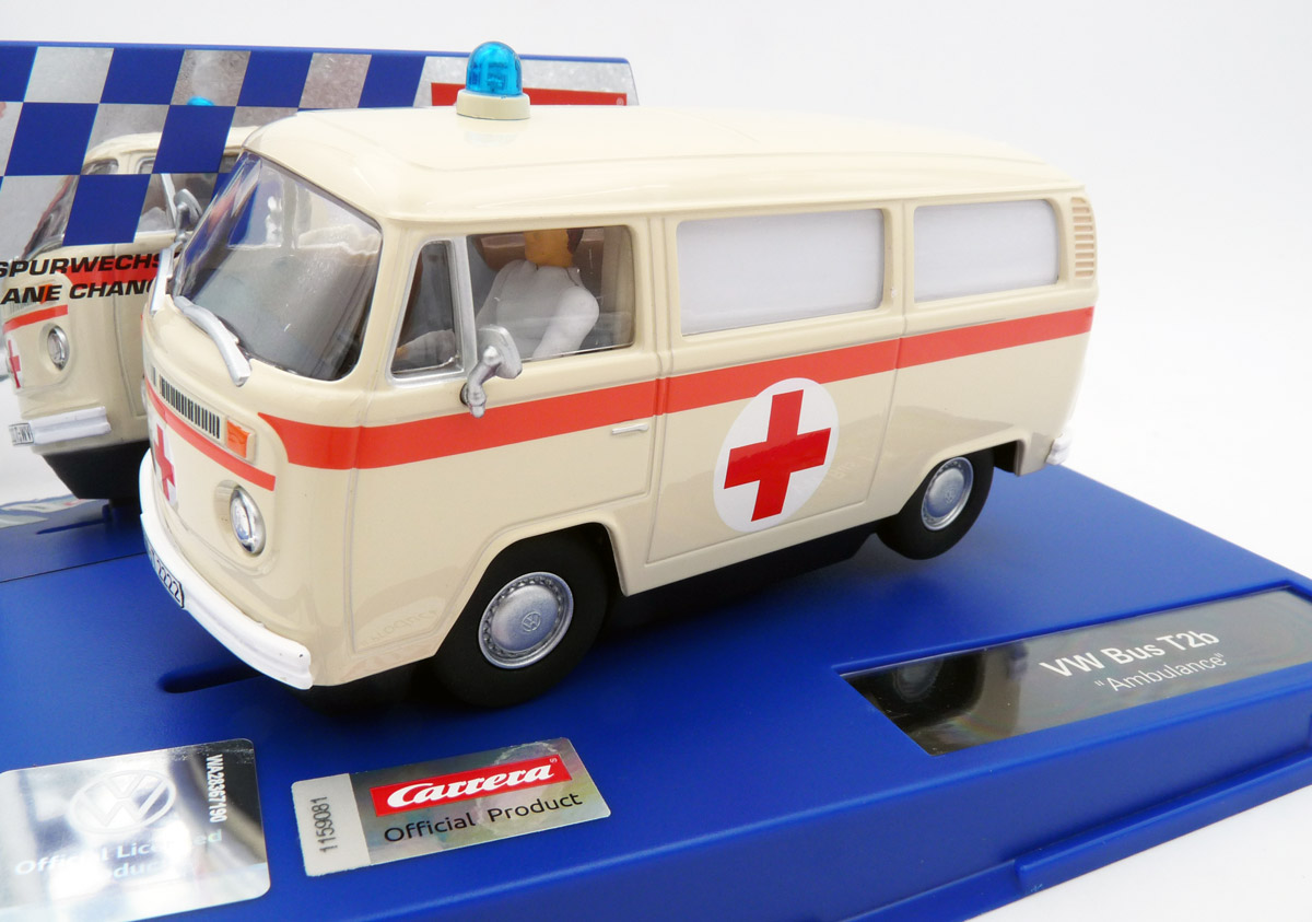 carrera-20032033-Volkswagen-VW-T2b-Bus-Ambulanz-Krankenwagen-Malteser-Rotes-Kreuz