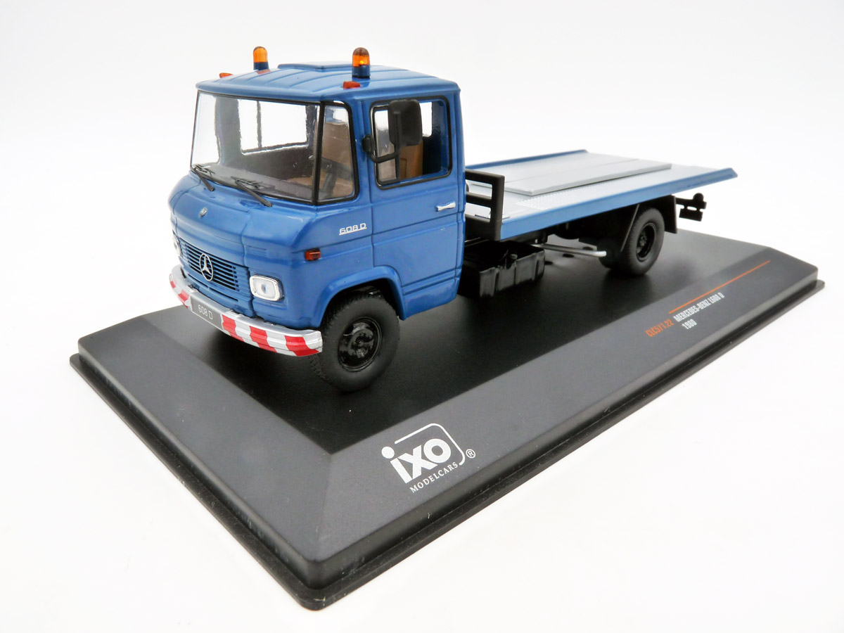 ixo-CLC57122-1-Mercedes-Benz-L-608-D-Abschleppwagen-T-2-blau