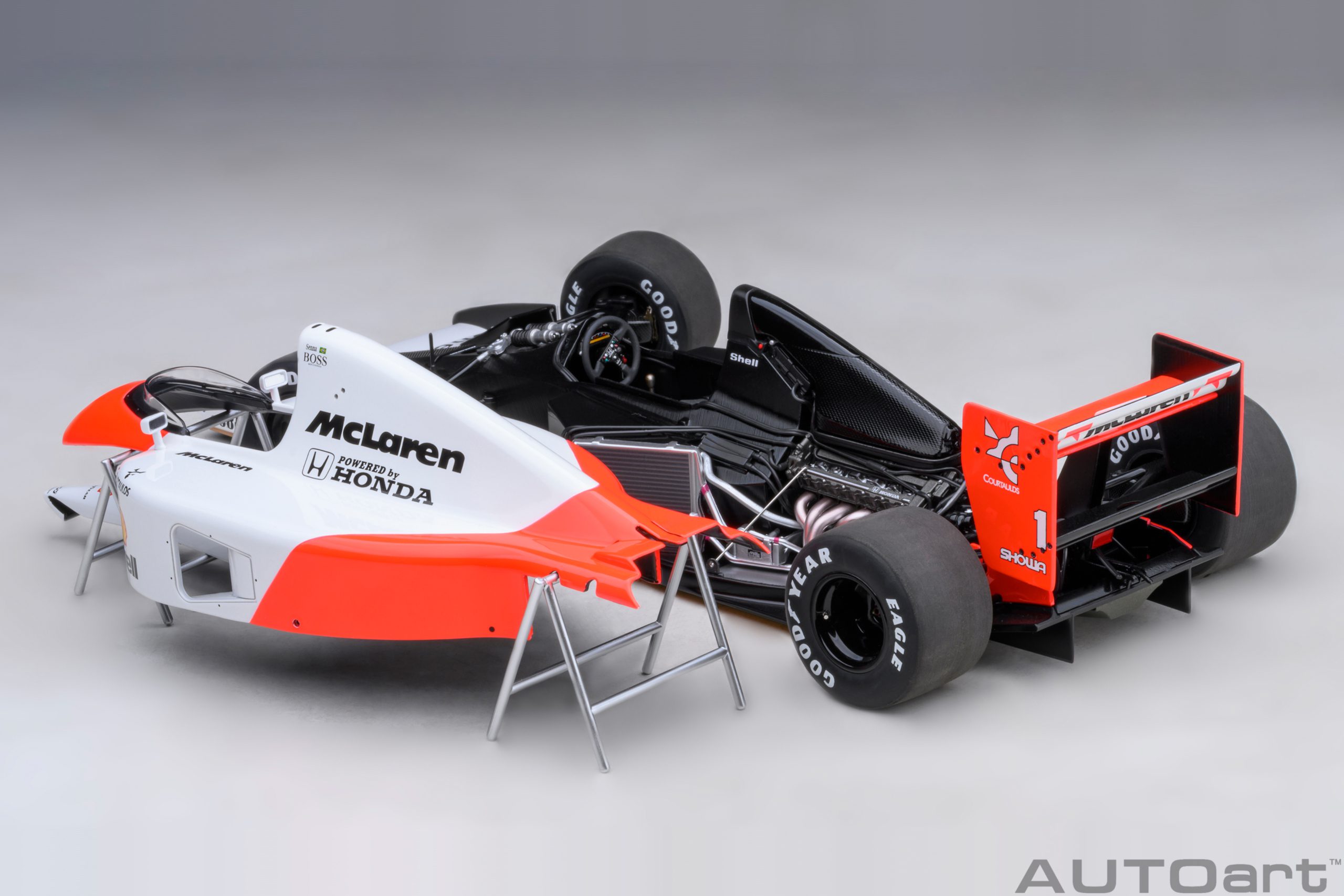 autoart-89140-8-McLaren-Honda-MP-4-6-Japanese-GP-1991-Ayrton-Senna-da-Silva-No-1-Sempre