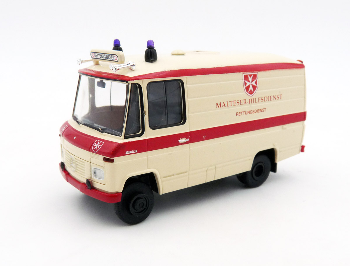 brekina-36944-1-Mercedes-Benz-L-508-RTW-Malteser-Hilfsdienst-Rettungsdienst