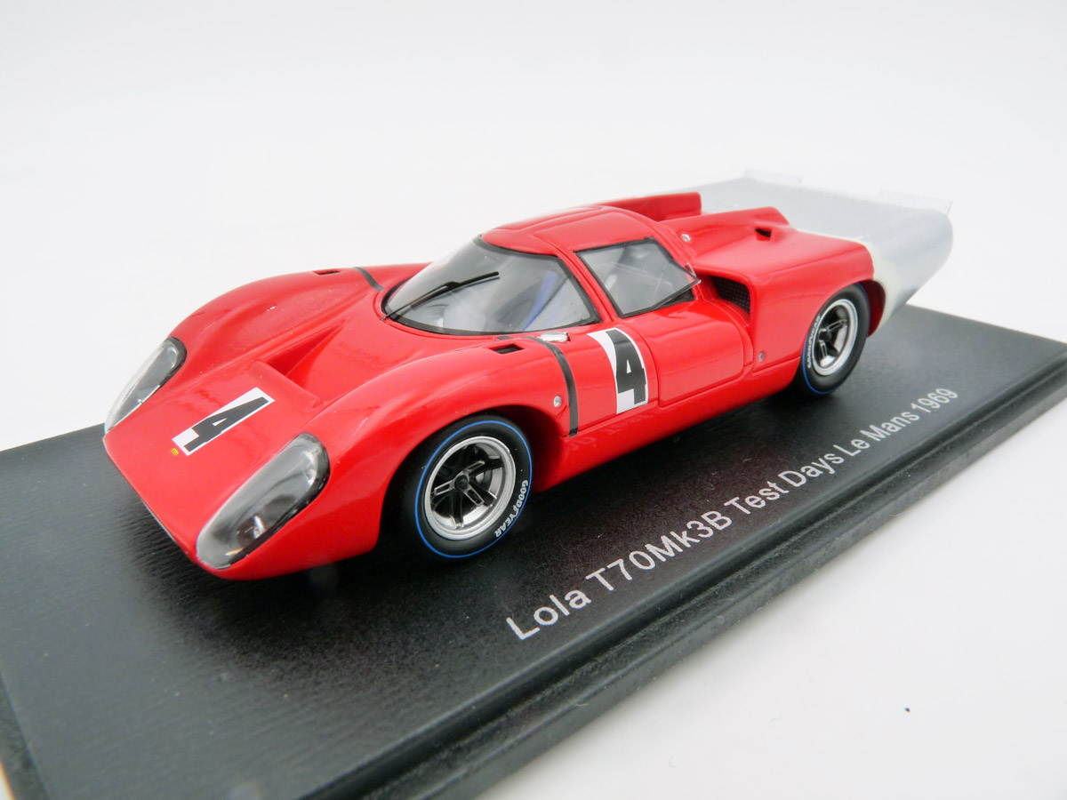 spark-S9225-1-Lola-T70-Mk-3B-Long-Tail-Langheck-Le-Mans-Test-Days-1969